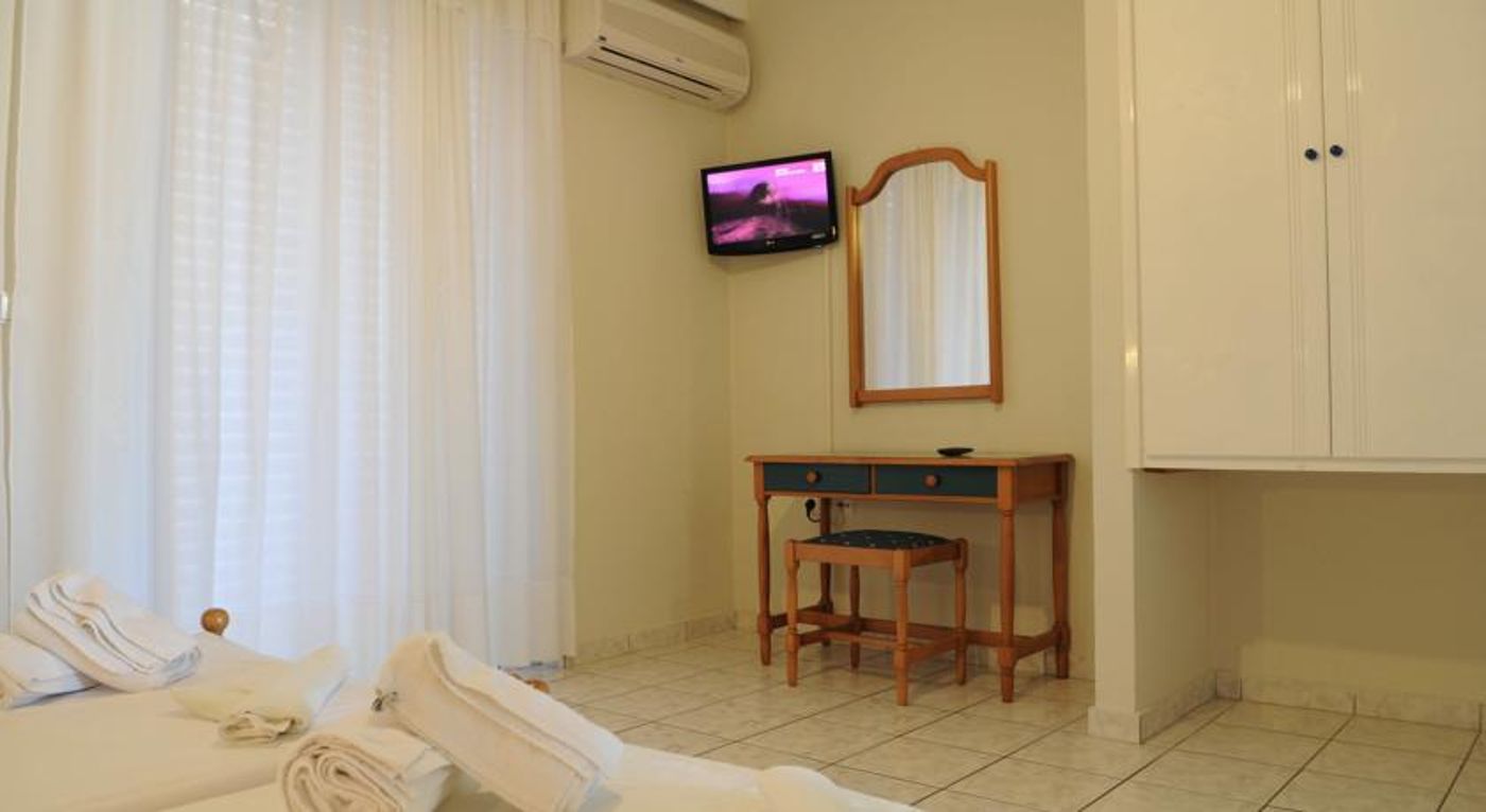 Marianna-Studios-Kos-Room-18