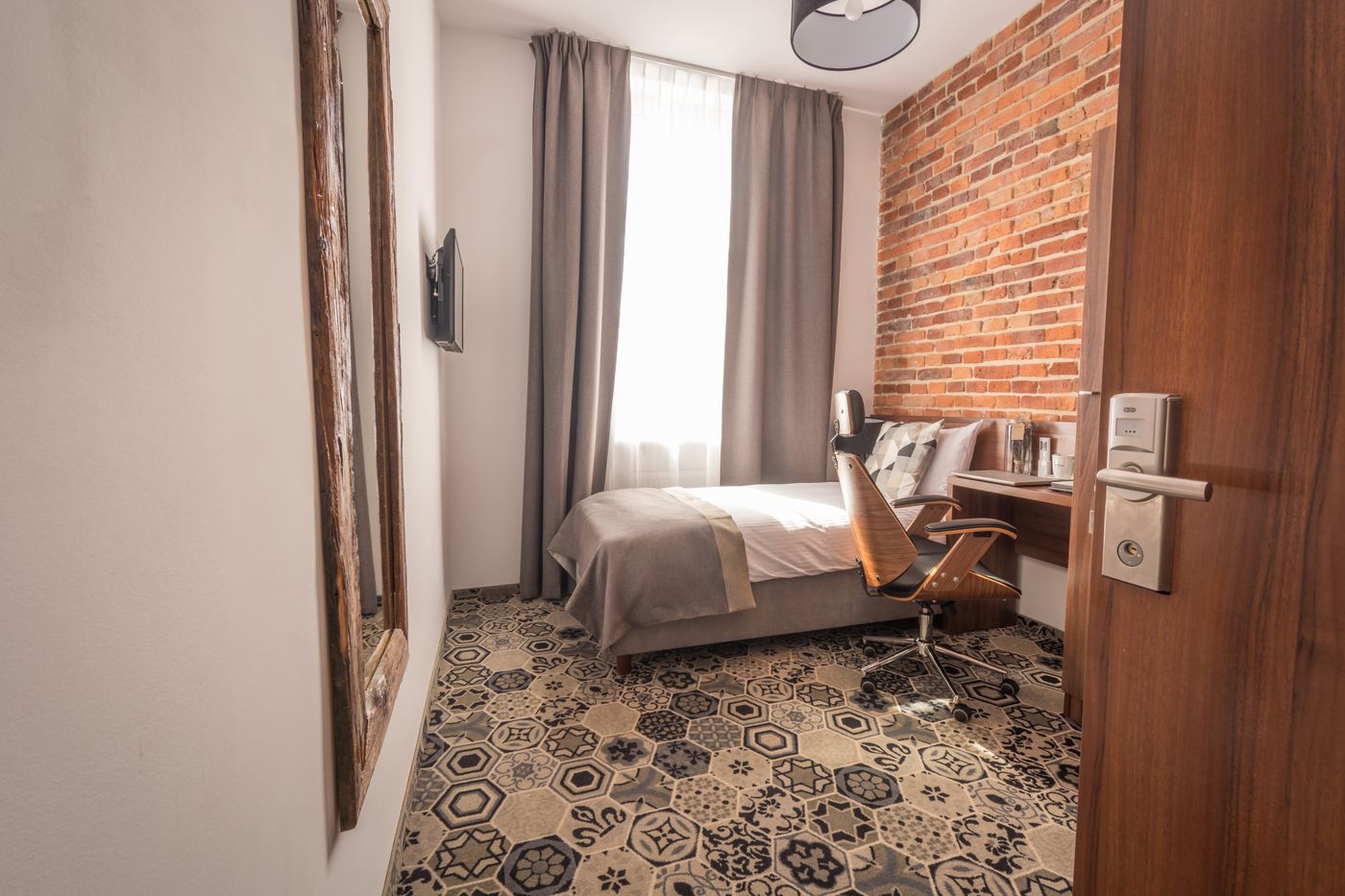 Hotel-Lavender-Room-34