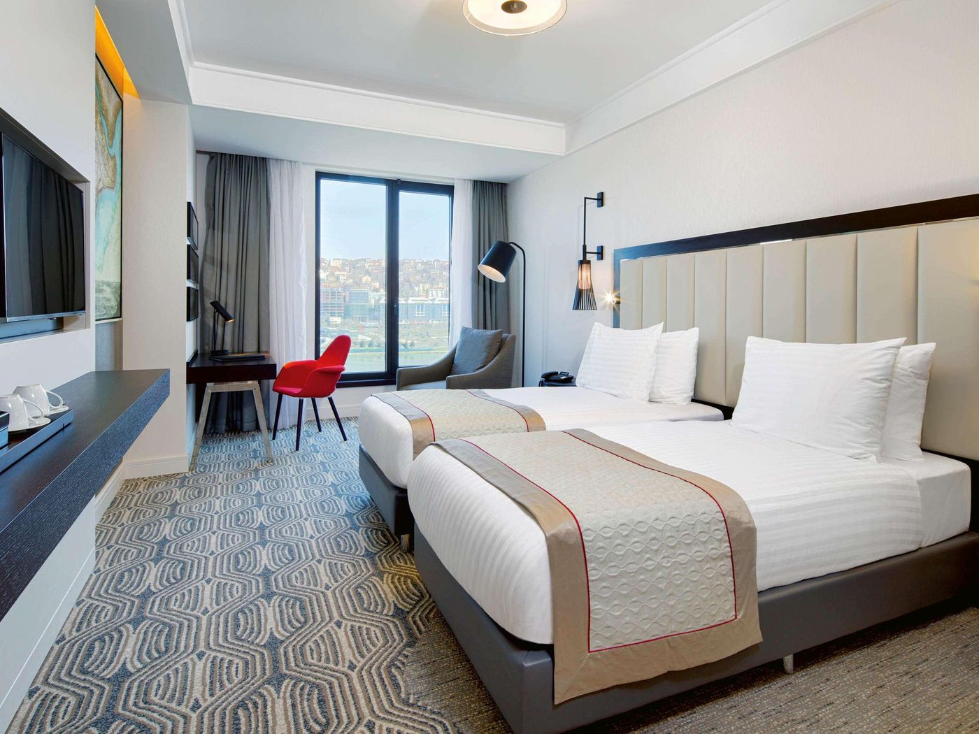Movenpick-Hotel-Istanbul-Golden-Horn-Room-23