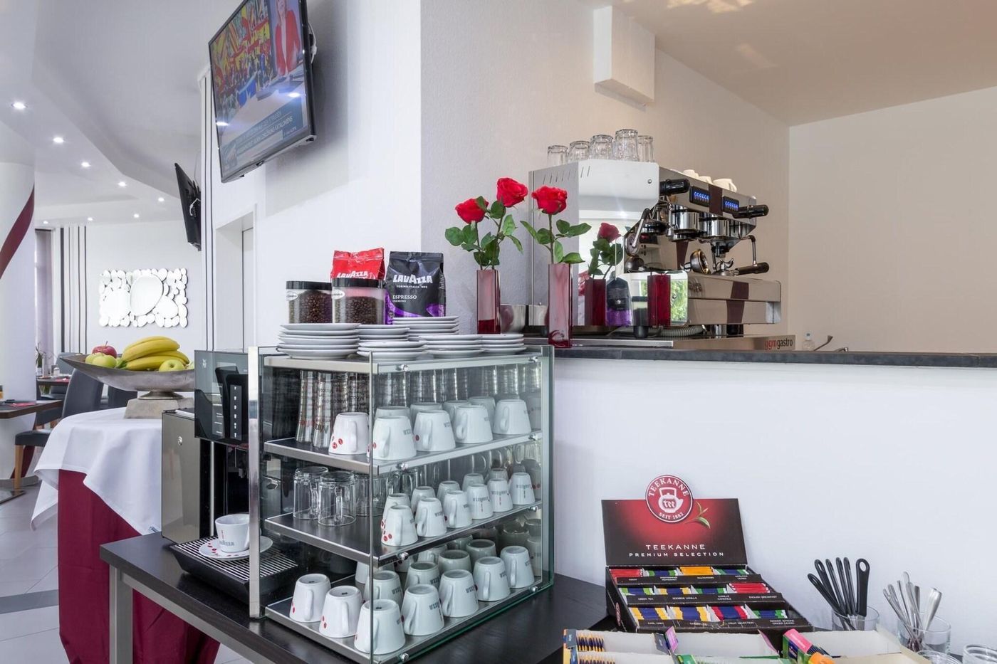 Turmhotel Rhein Main - Germany - Dreieich - Restaurant - 9