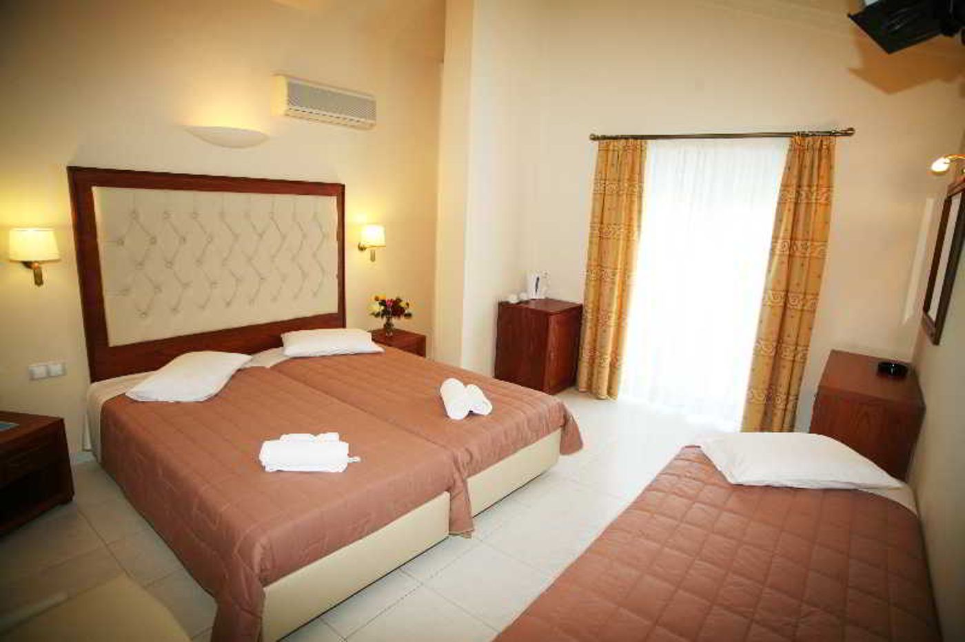 La-Cite-Hotel-Room-17