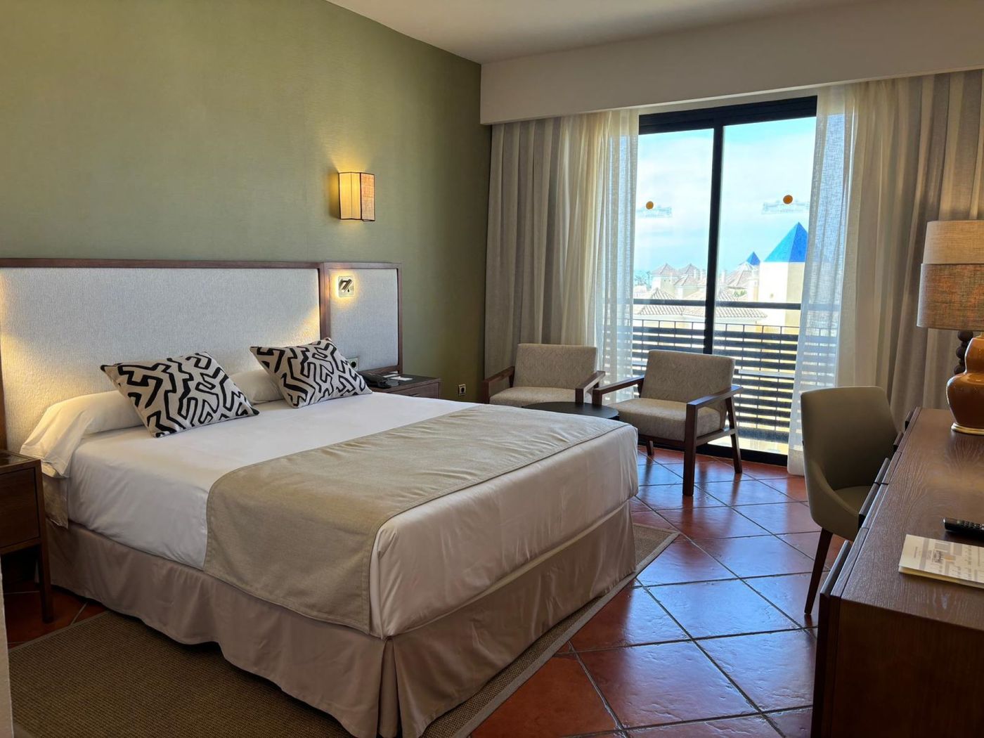 Puerto-Antilla-Grand-Hotel-Room-11