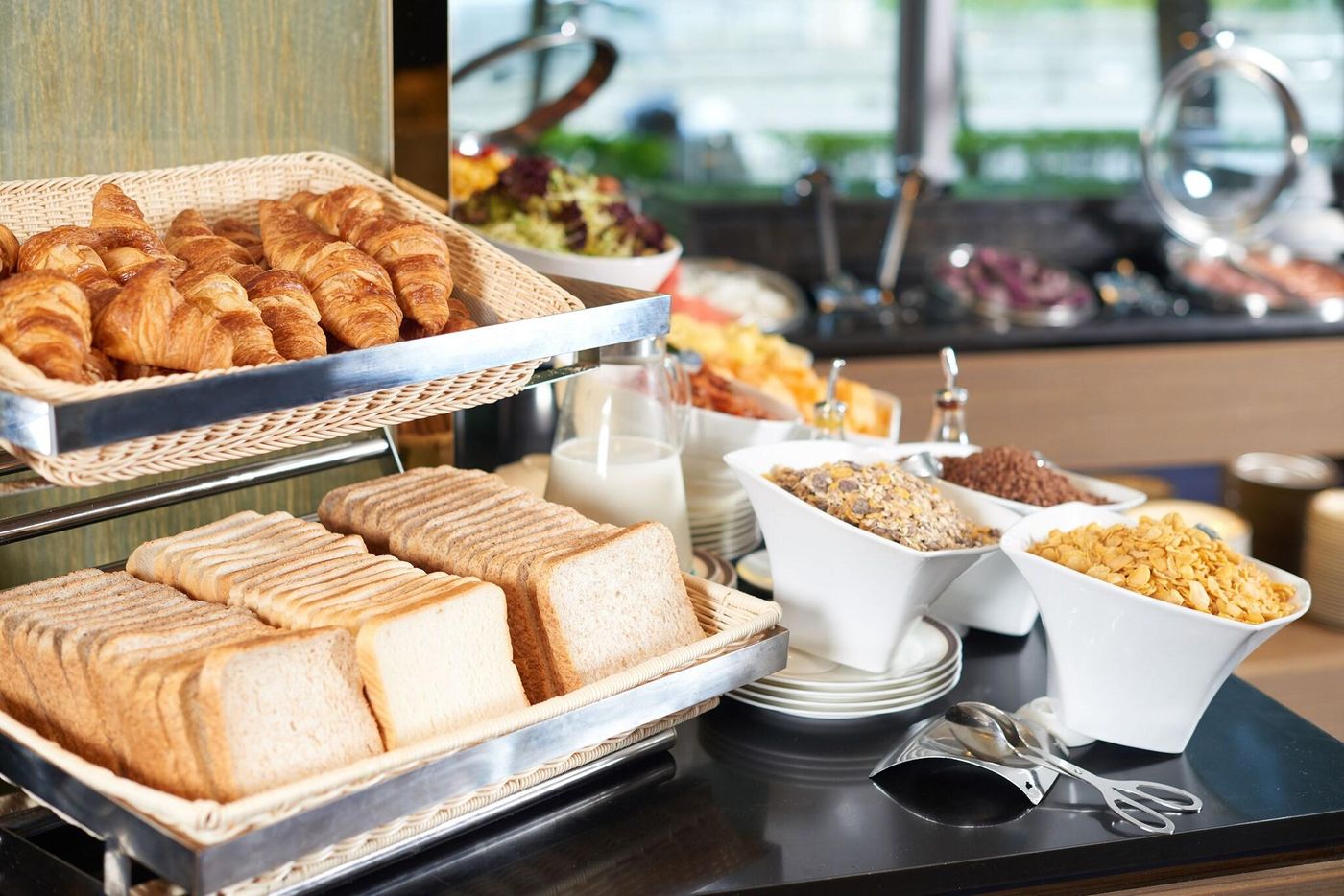 Dorsett-Tsuen-Wan-Hong-Kong-Restaurant-34