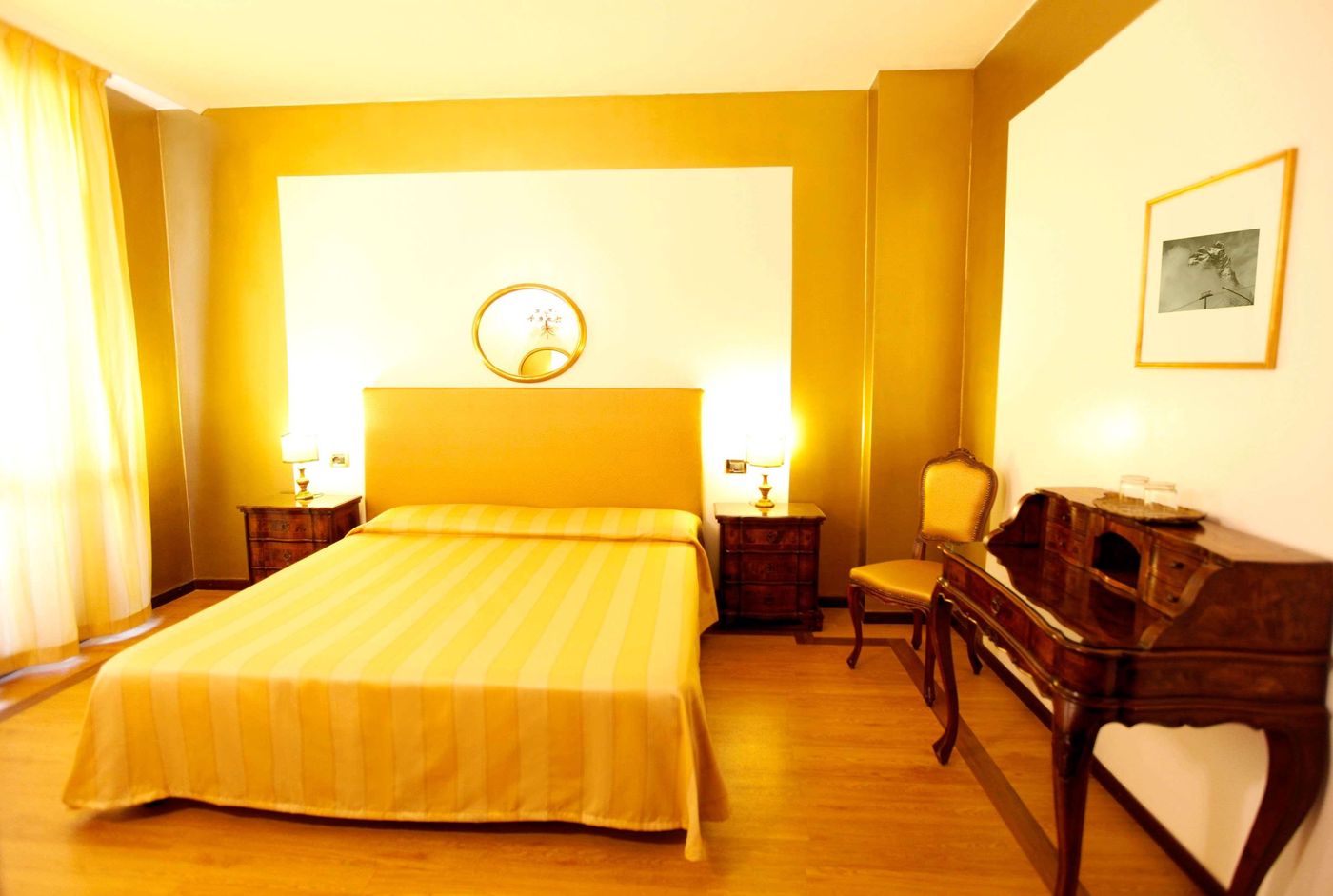 Admiral-Hotel-Room-59