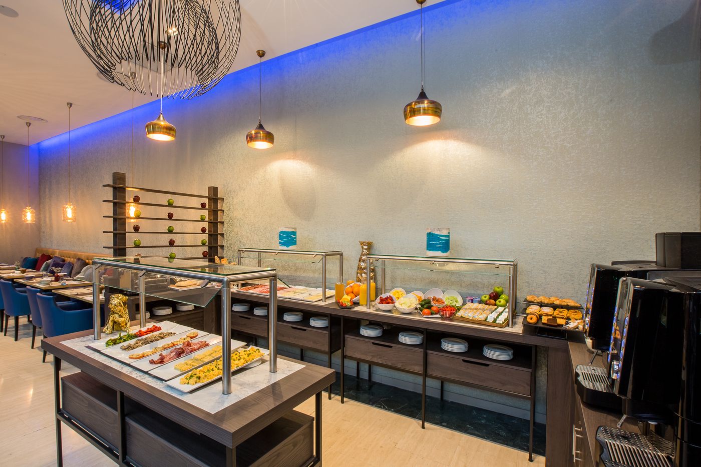 Leonardo-Hotel-Madrid-City-Center-Restaurant-37