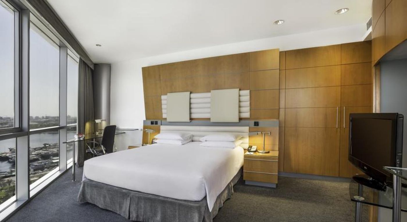 Hilton-Dubai-Creek-Room-22