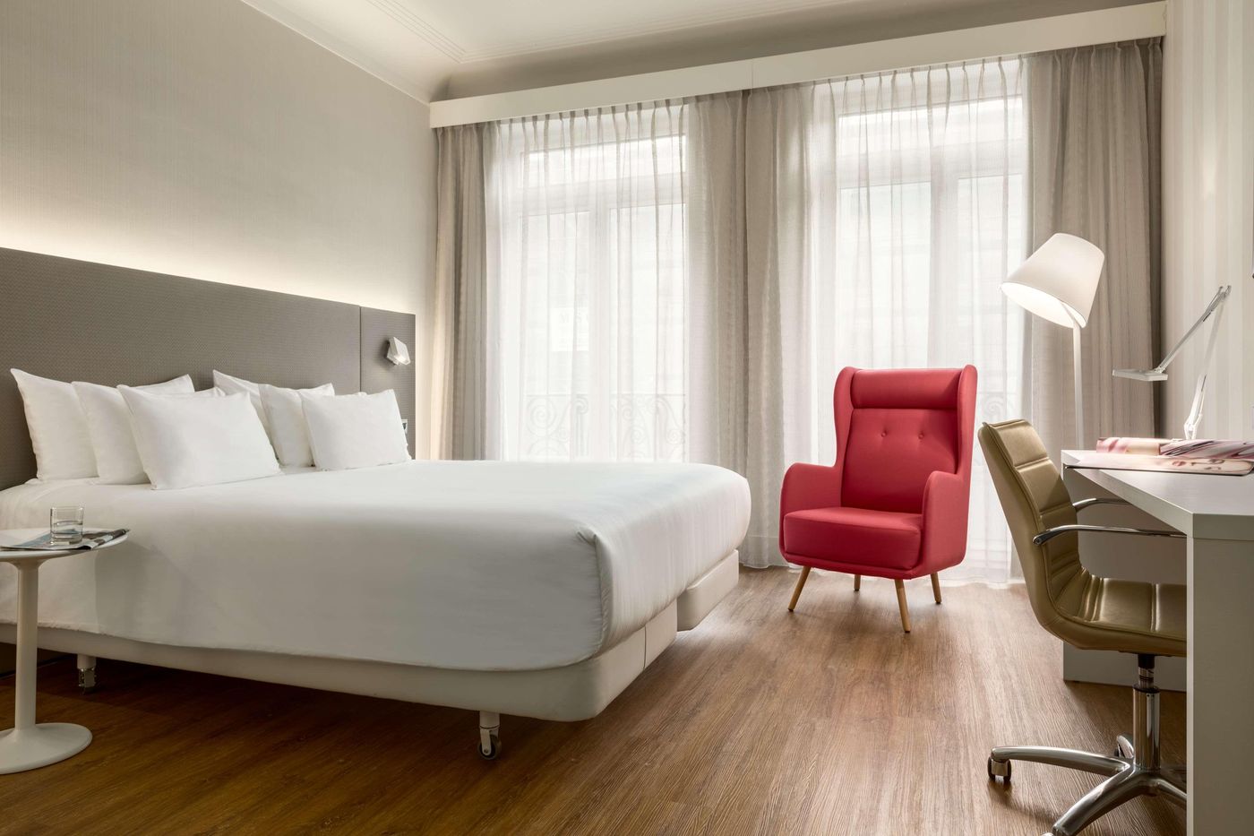 NH-Collection-Brussels-Centre-Room-20