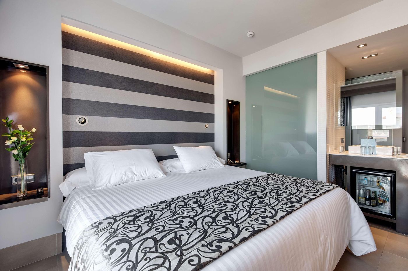 Barcel-----Hamilton-Menorca-Room-31