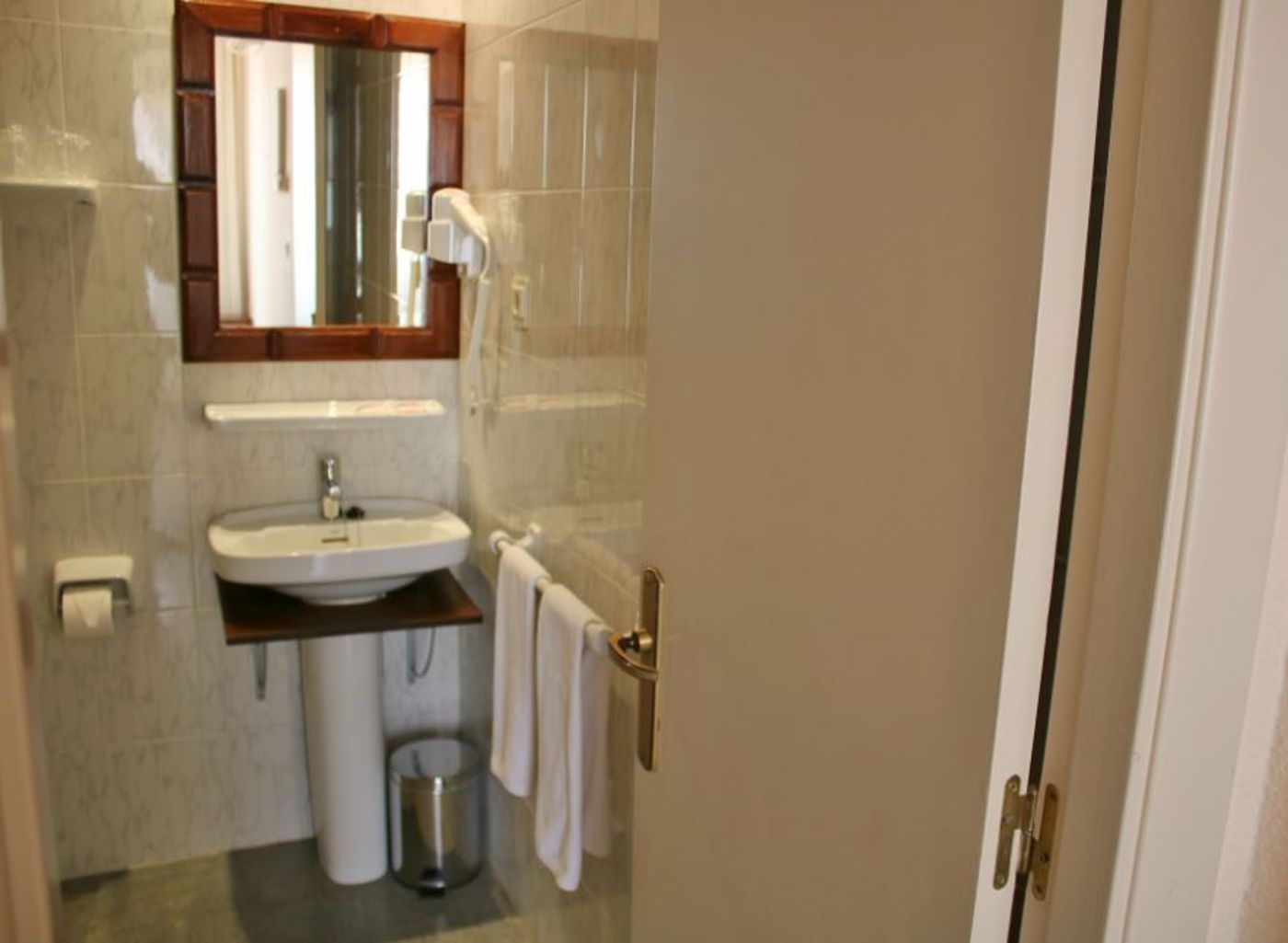 30-Degrees-Hotel-Espanya-Room-29