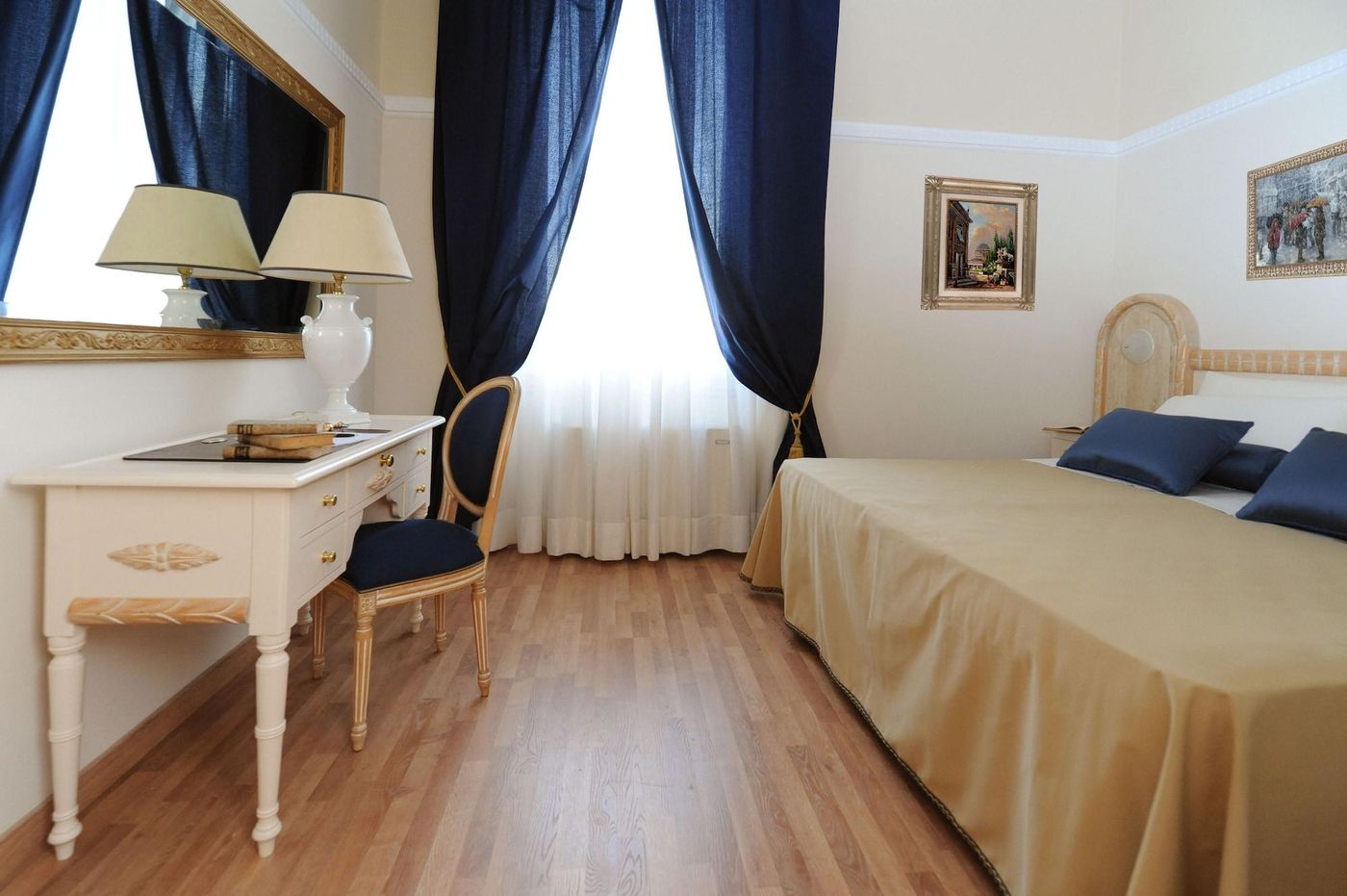 Grand-Hotel-Vittoria-Room-26