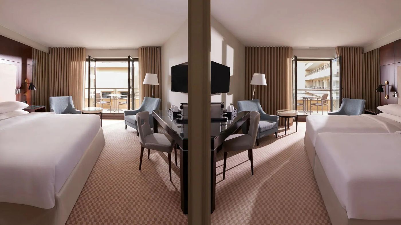 Hyatt-Regency-Nice-Palais-De-La-Mediterranee-Room-28