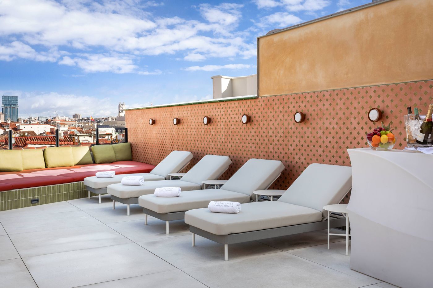 Catalonia-Atocha-Pool-54