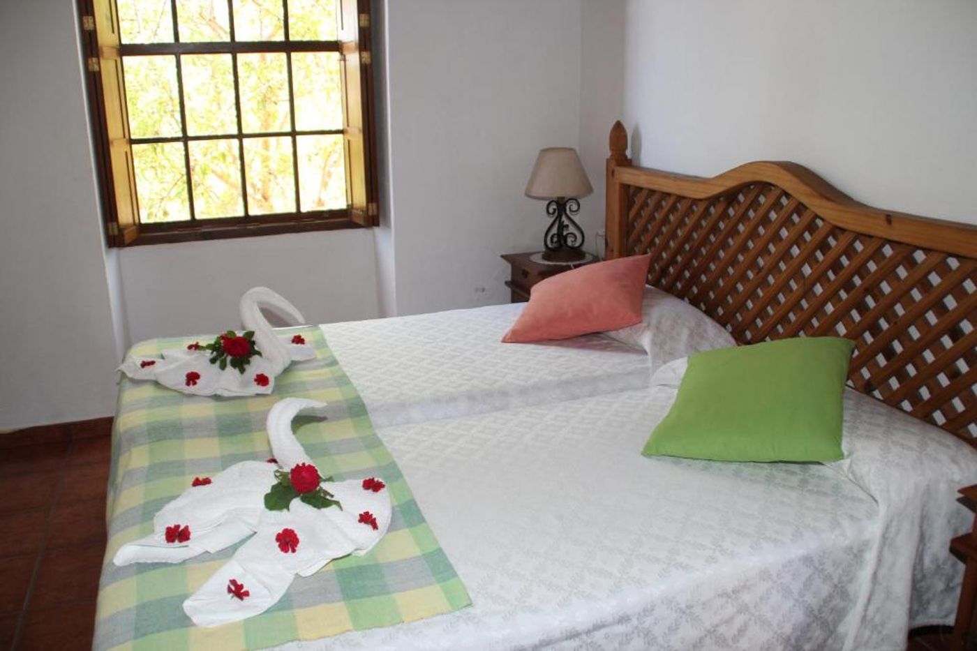 Casas-Rurales-Los-Marantes-Room-13