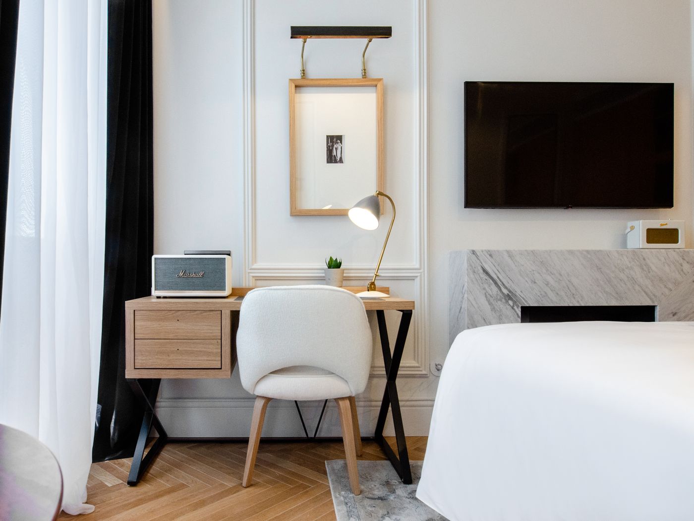 Browns-Avenue-Hotel-Room-37