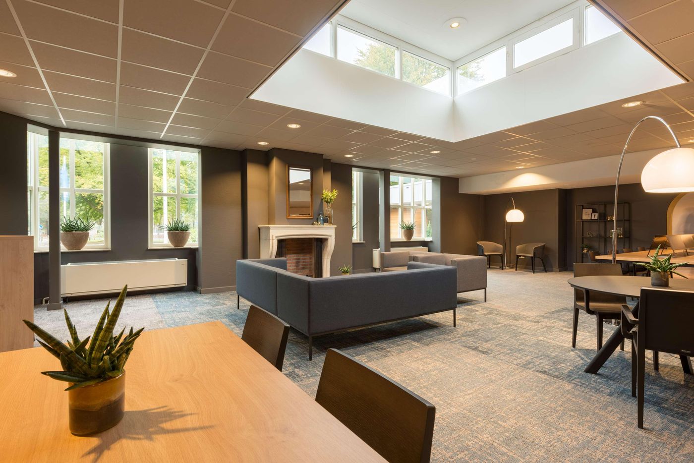 NH Eindhoven Conference Centre Koningshof-Netherlands-VELDHOVEN-Lobby-10