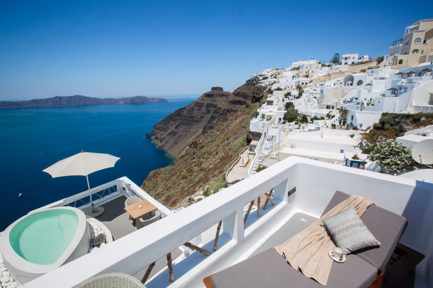 Chic Hotel Santorini - Adult Only (13+)