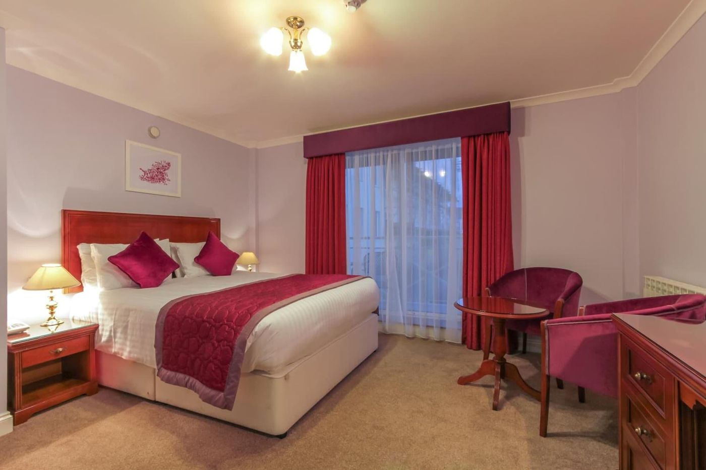 Les-Rocquettes-Hotel-Room-12