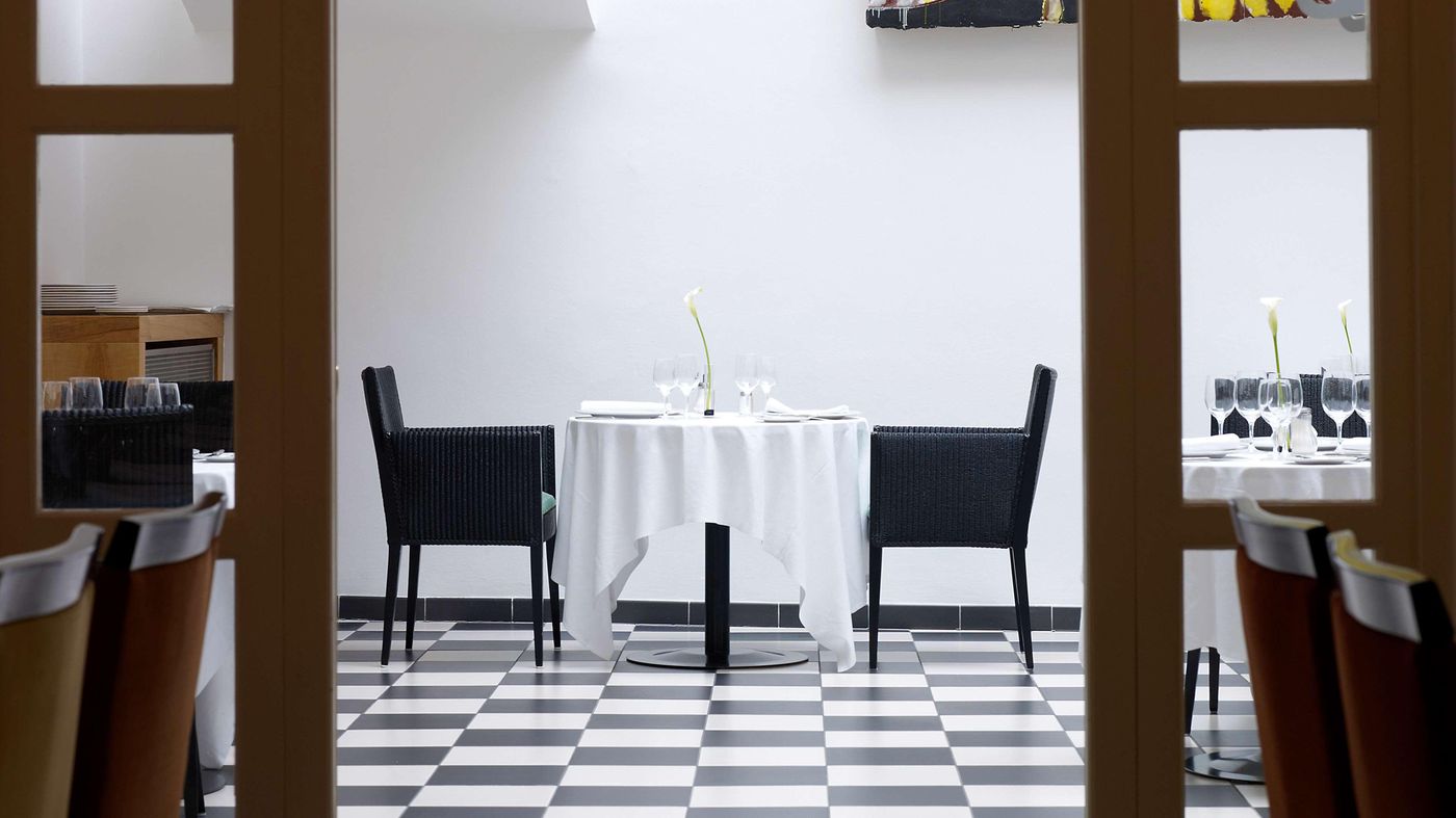 art-otel-Budapest-powered-by-Radisson-Hotels-Restaurant-14