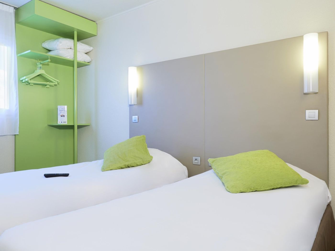 Campanile-Argenteuil-Room-28