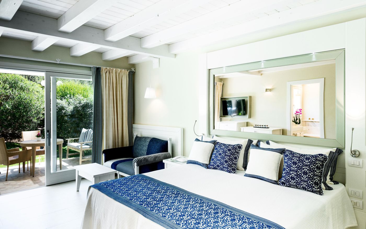 Forte-Village-Resort-Bouganville-Room-13