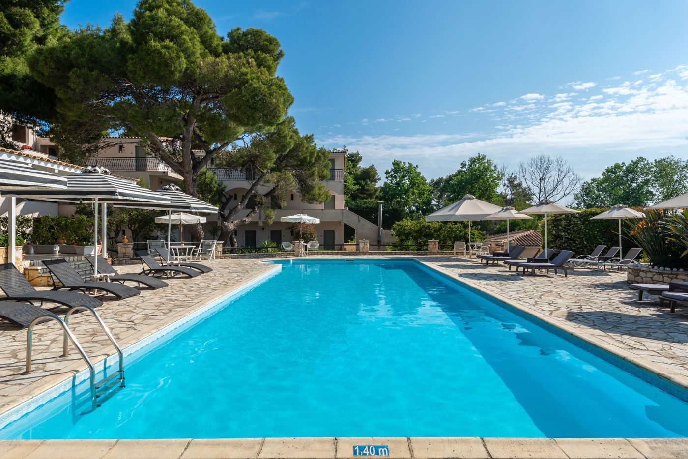 Aquarius-Hotel-Pool-1