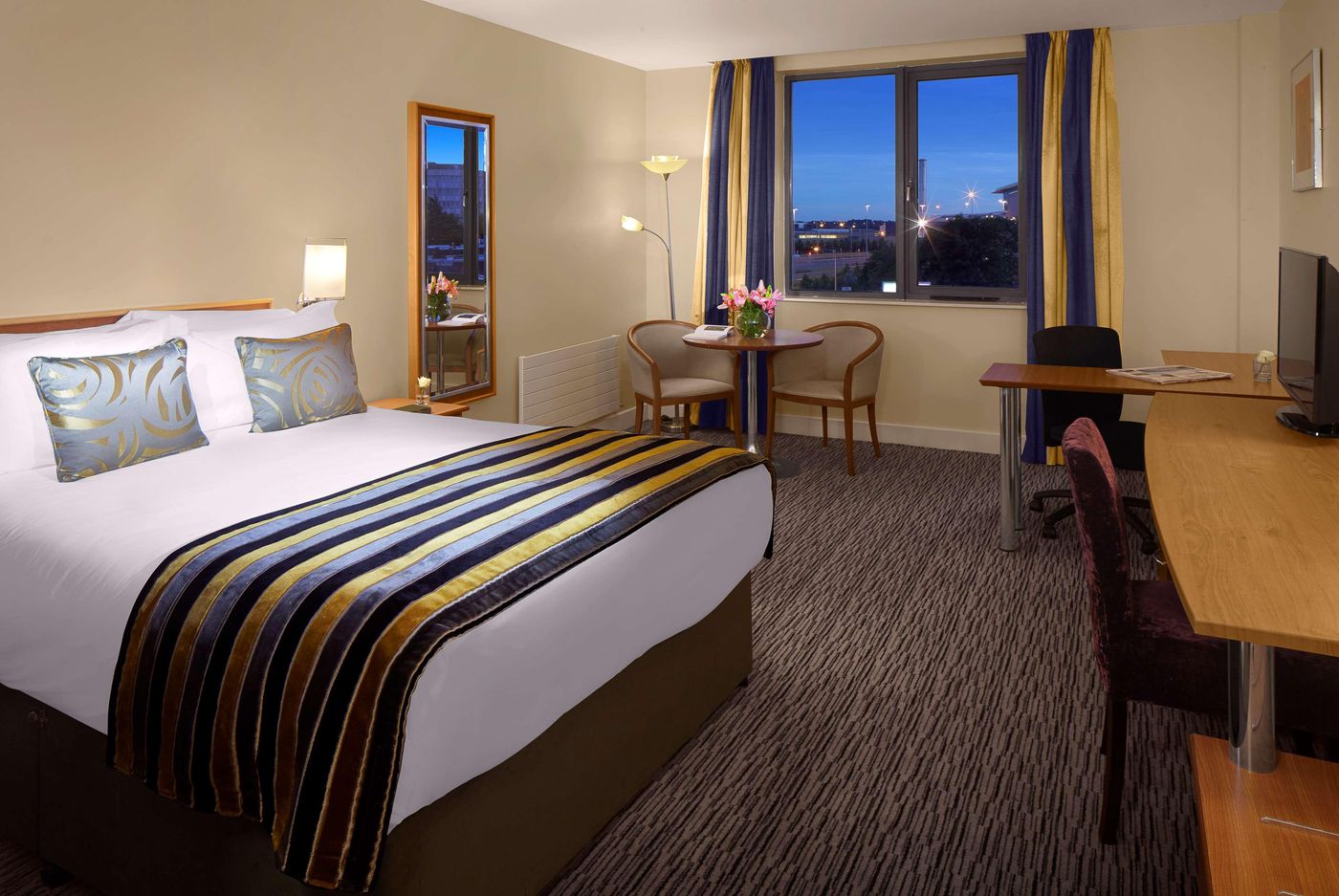 Radisson-Blu-Dublin-Airport-Room-27