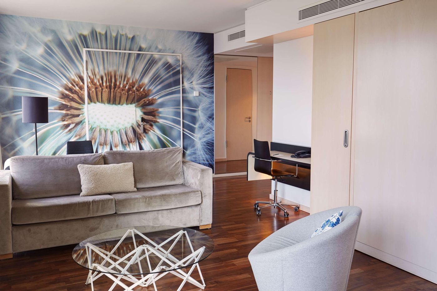 Scandic-Berlin-Potsdamer-Platz-Room-12