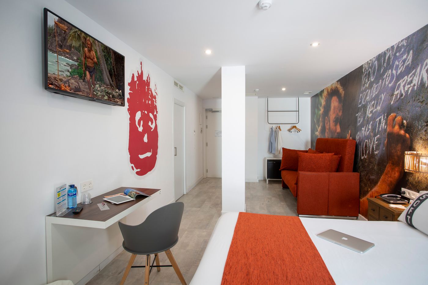 Casual-del-Mar-Malaga-Room-37