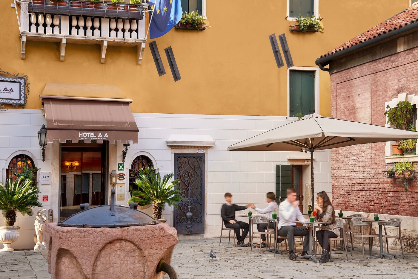 Unahotels-Ala-Venezia--Adults-16--General-view-83