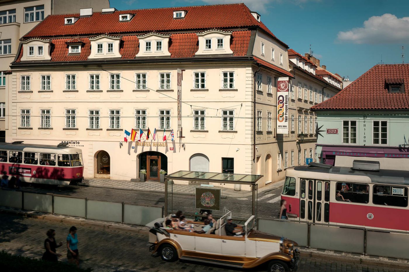 Roma Prague