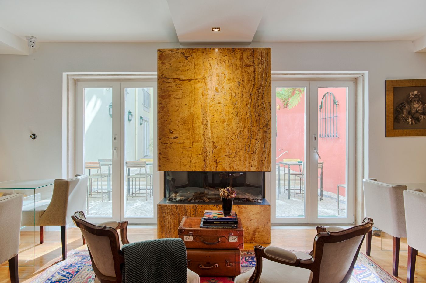 Dear-Lisbon-Charming-House-Lobby-5