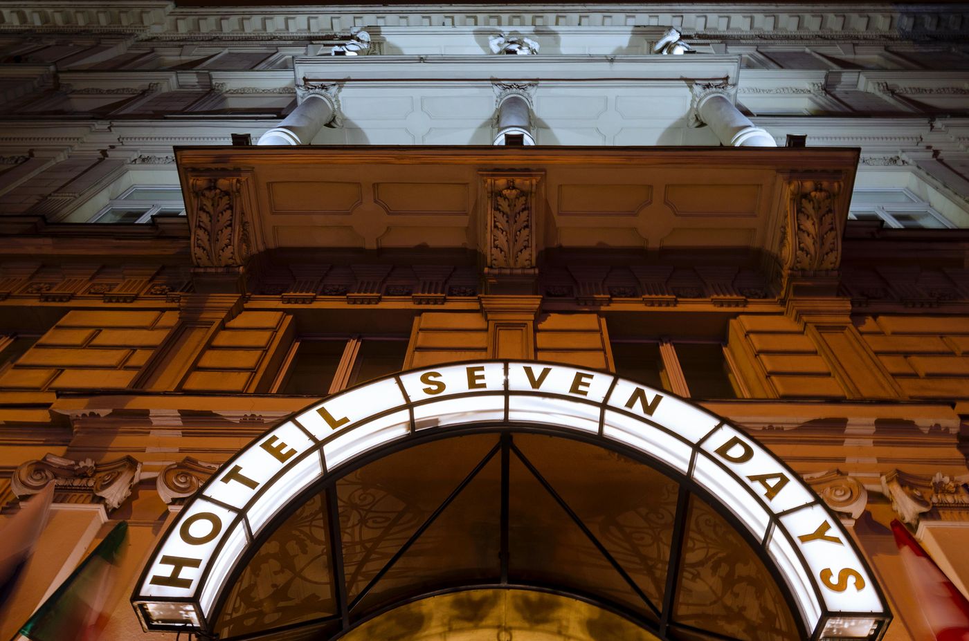 Boutique-Hotel-Seven-Days-Prague-General-view-16