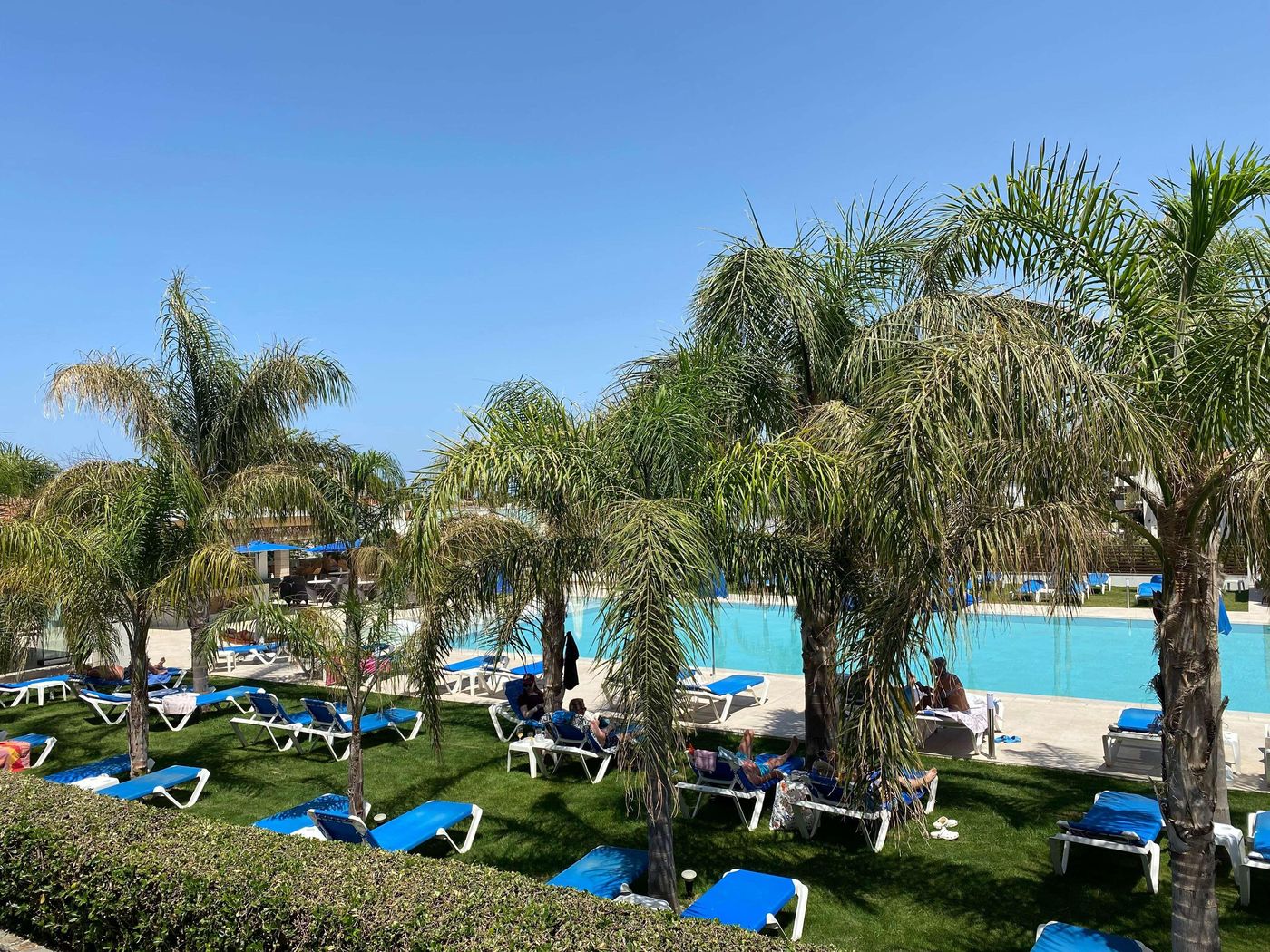 smartline-Kyknos-Beach-Pool-13