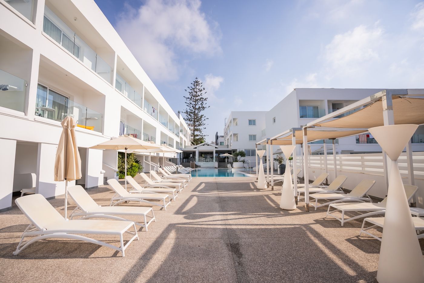 Liquid Hotel Apartments