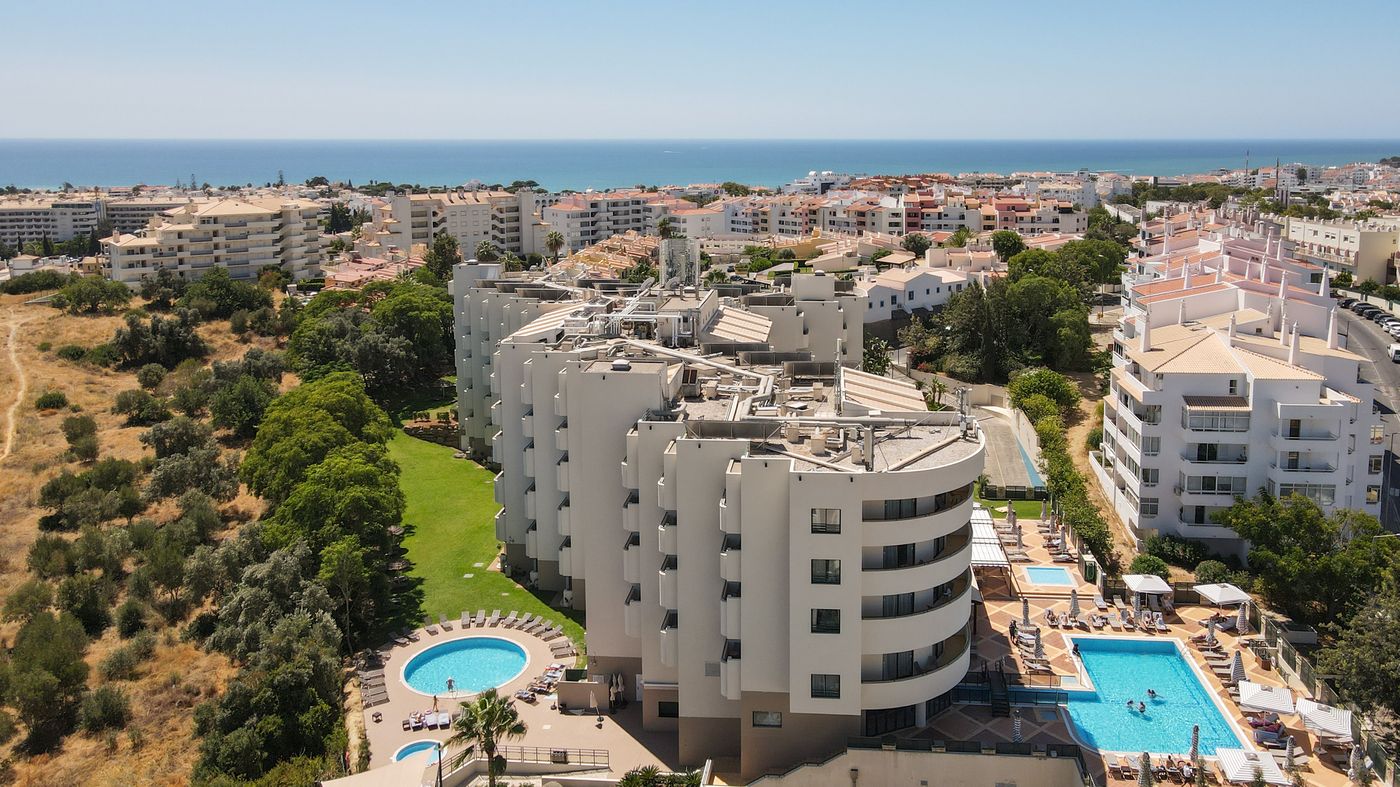 Holiday-Inn-Algarve--ex-Real-Bellavista--General-view-5