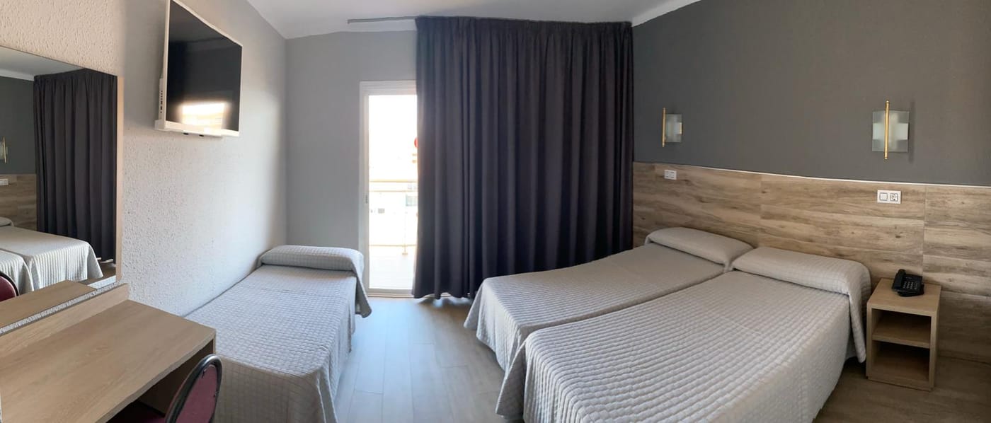 Reymar-Hotel-Room-15