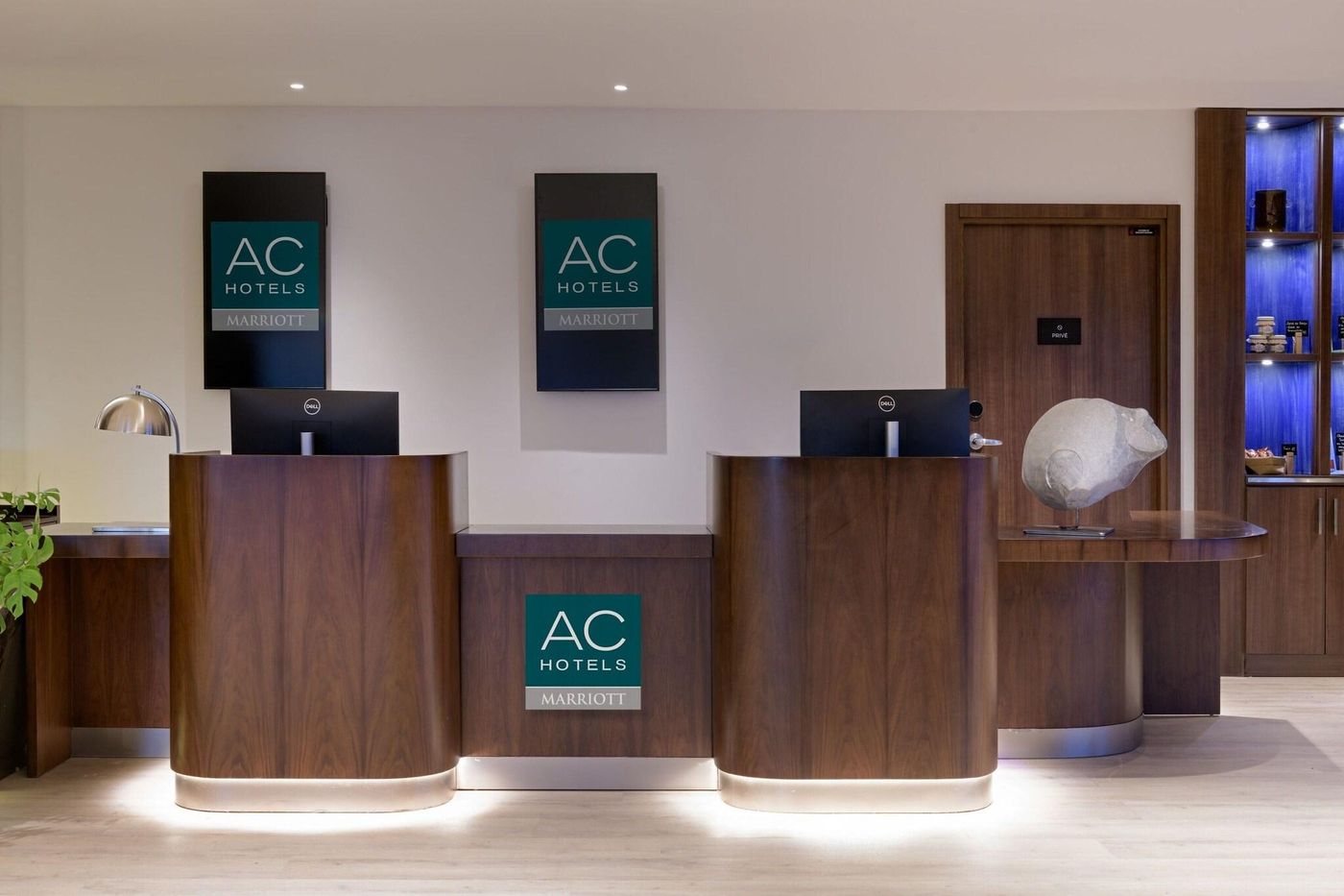 Ac Hotel By Marriott Saint-julien-en-genevois-France-Saint-Julien-en-Genevois (Rhone-Alpes)-Lobby-9