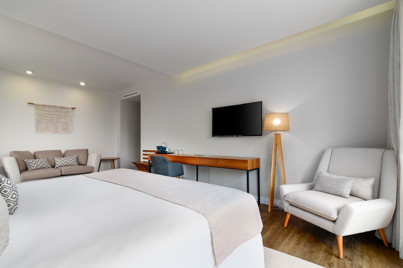 Jupiter-Marina-Hotel---Couples---Spa--Adults-Only--Room-34