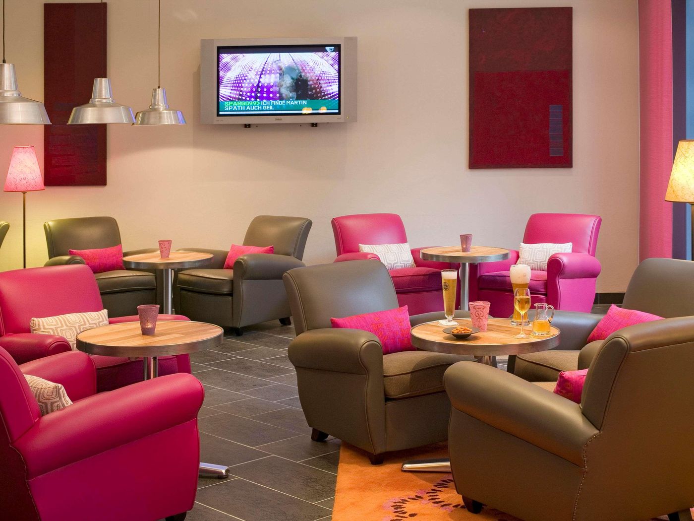 Novotel-Suites-Muenchen-Parkstadt-Schwabing-Bar-7