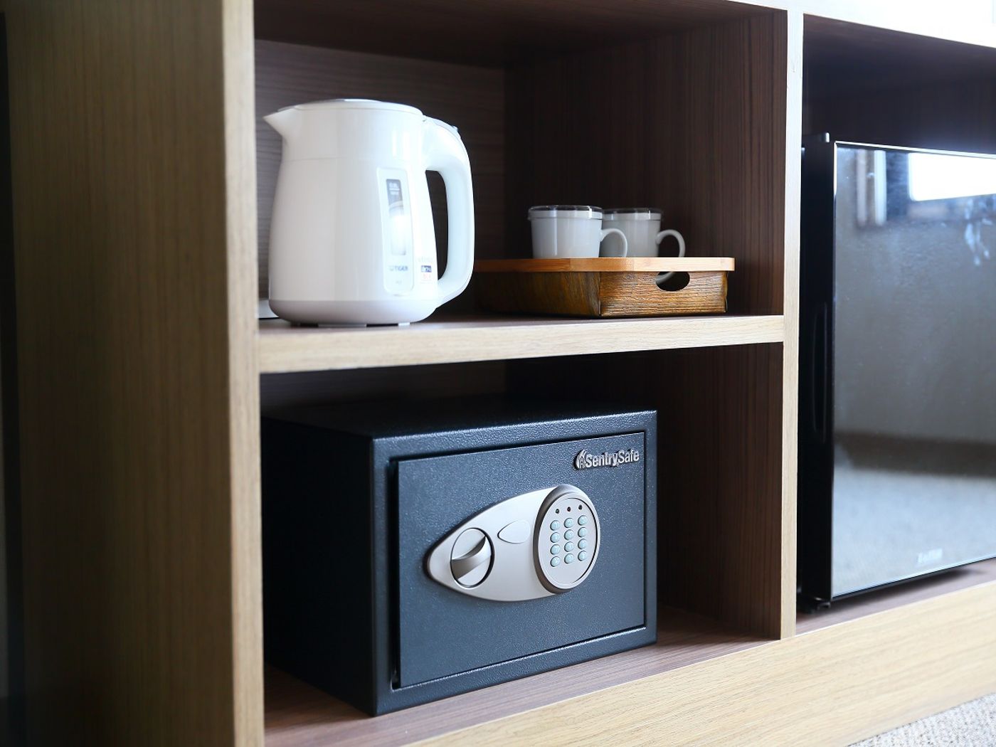 ICI HOTEL Ueno Shin-okachimachi by RELIEF-Japan-Tokyo-Room-2