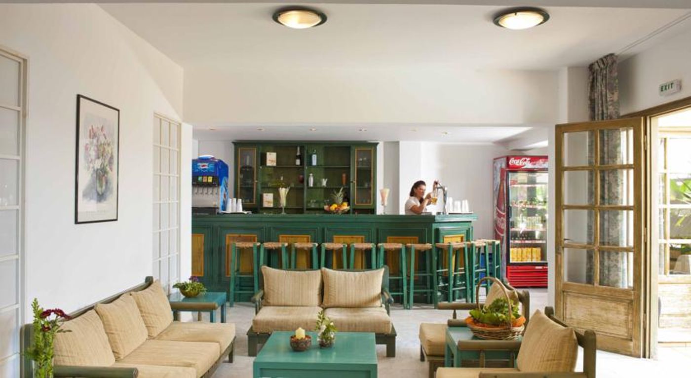 Mare-Olympus Apartments