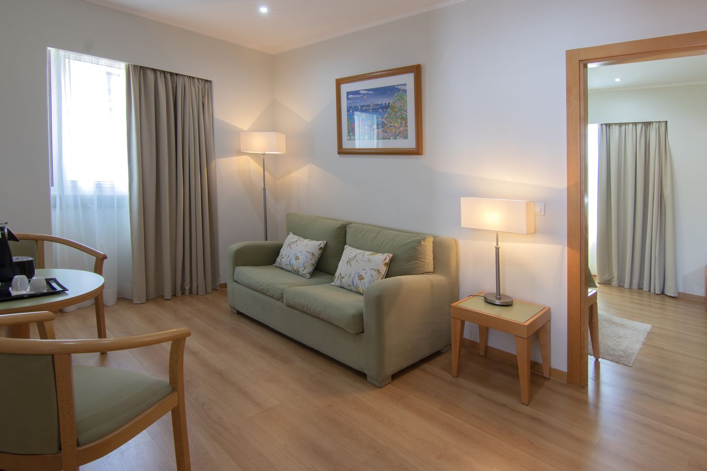 Luna-Esperanca-Centro-Hotel-Room-12