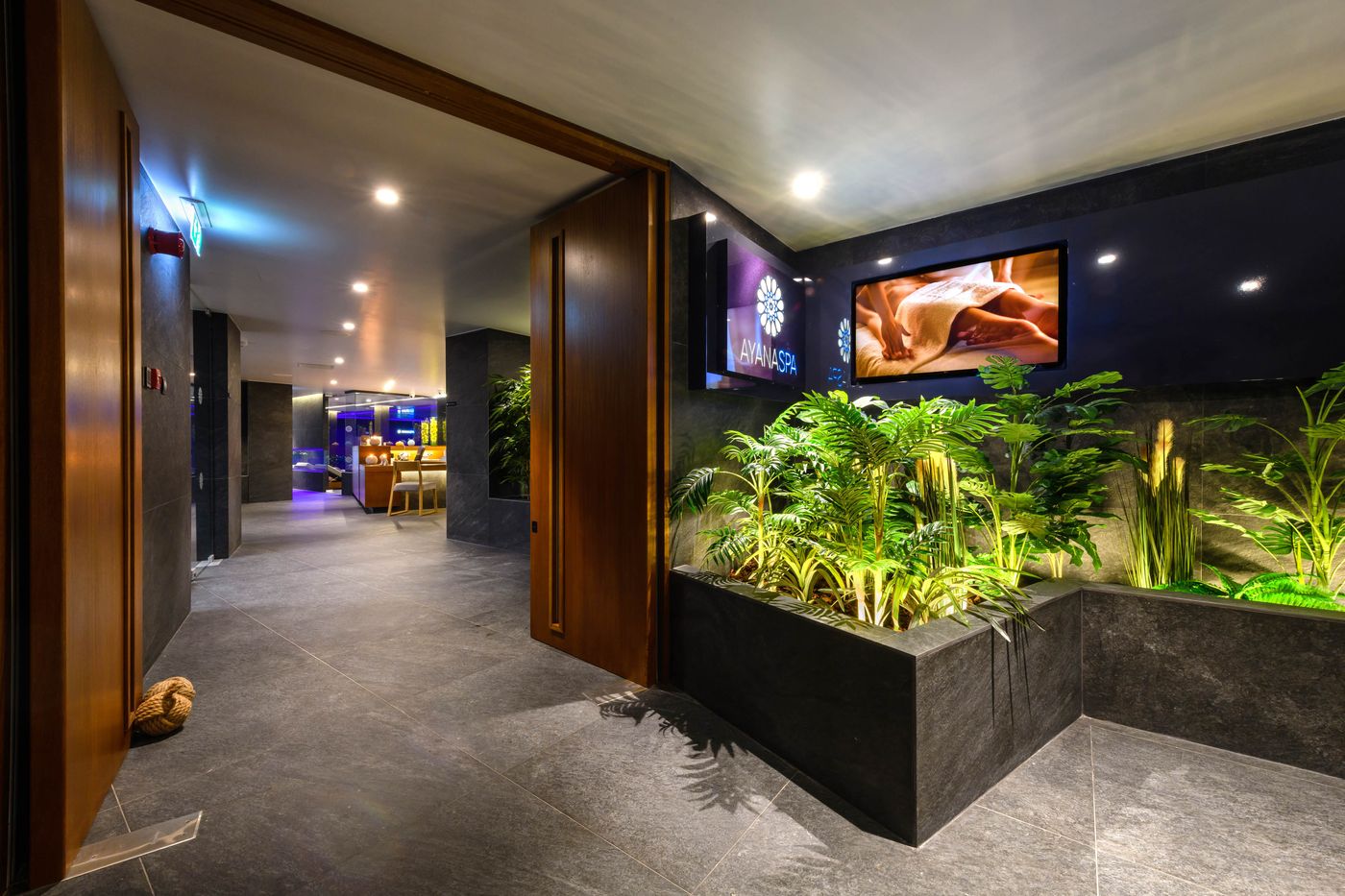 Ajax-Hotel-Sports-and-Entertainment-58