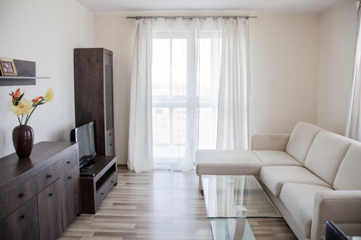 Senator-Warsaw-Apartments-Room-20