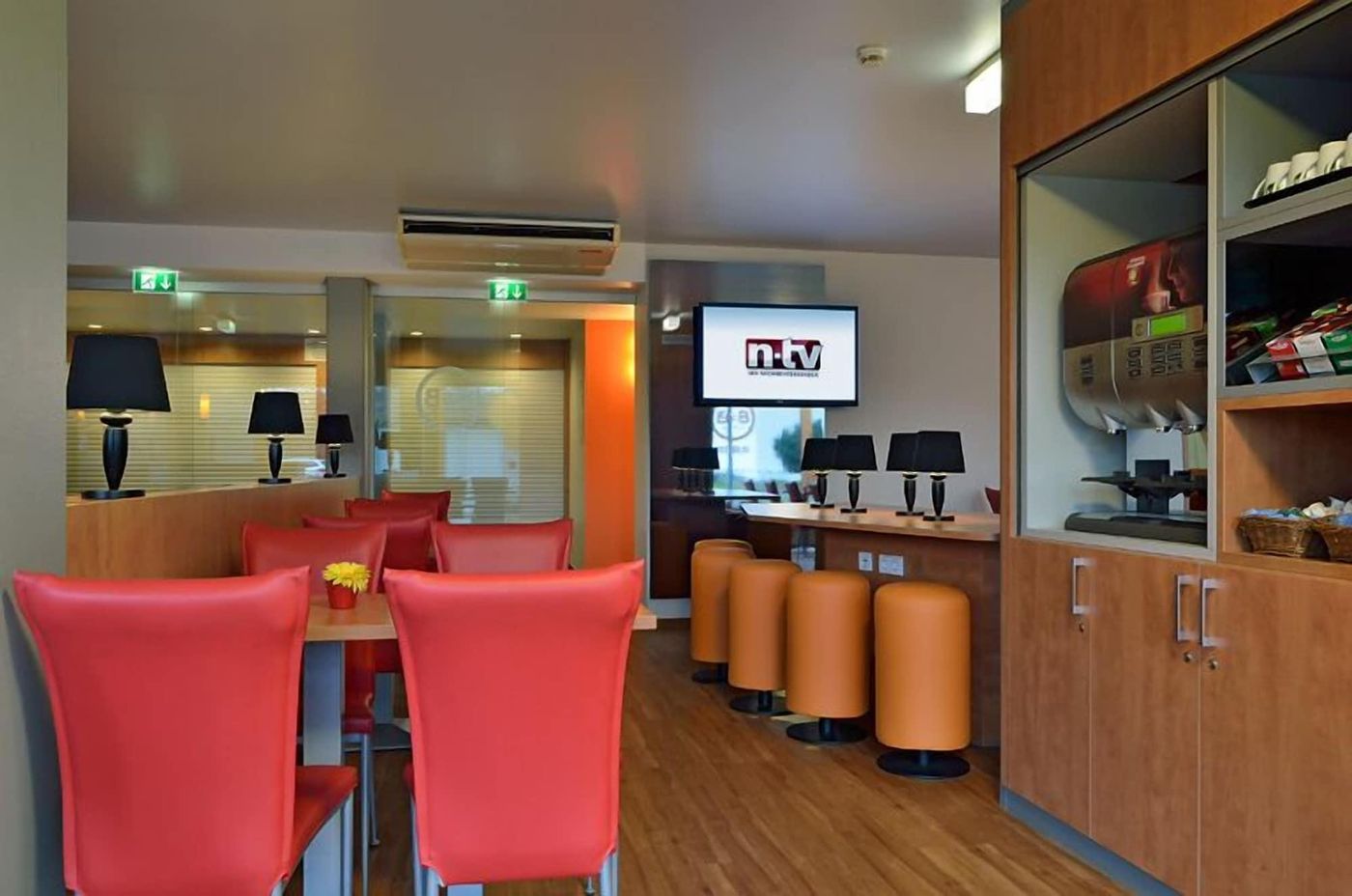 B&B Hotel Frankfurt-Niederrad - Germany - Frankfurt am Main - Restaurant - 5