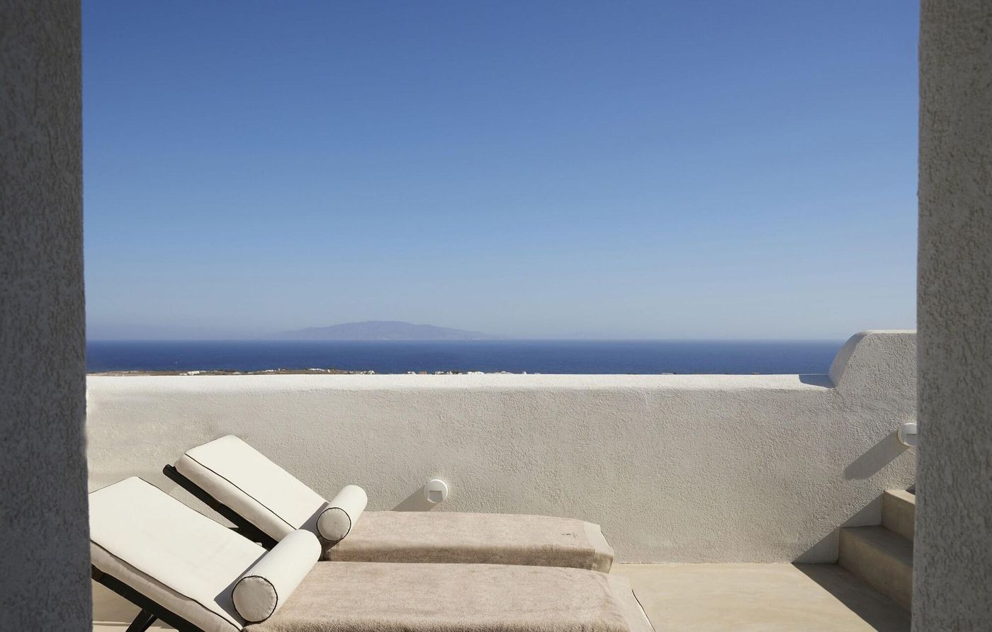 Danae-Suites-Room-37