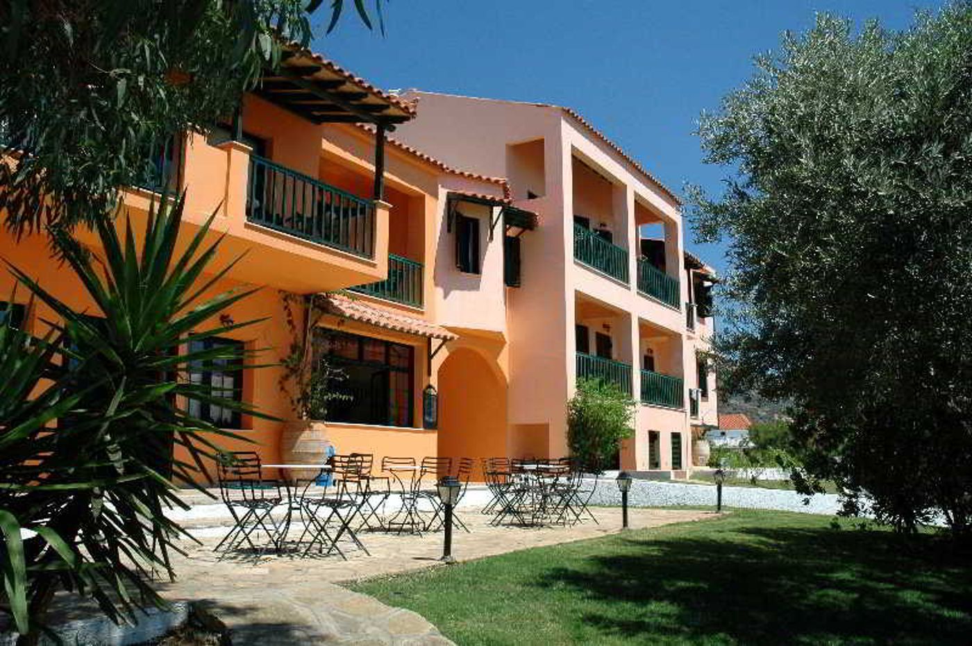 Ledra-General-view-16