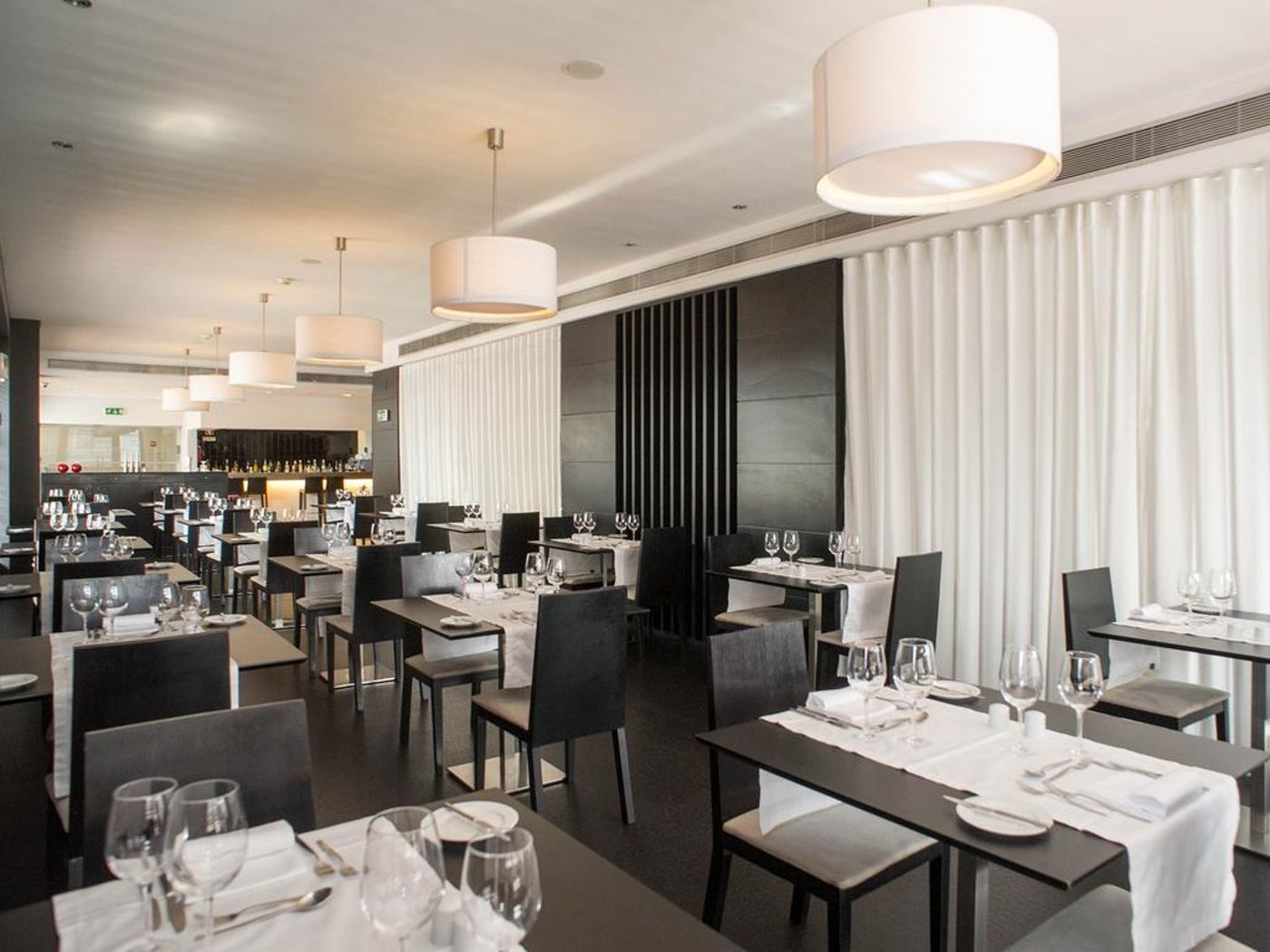 Lutecia-Smart-Design-Hotel-Restaurant-23