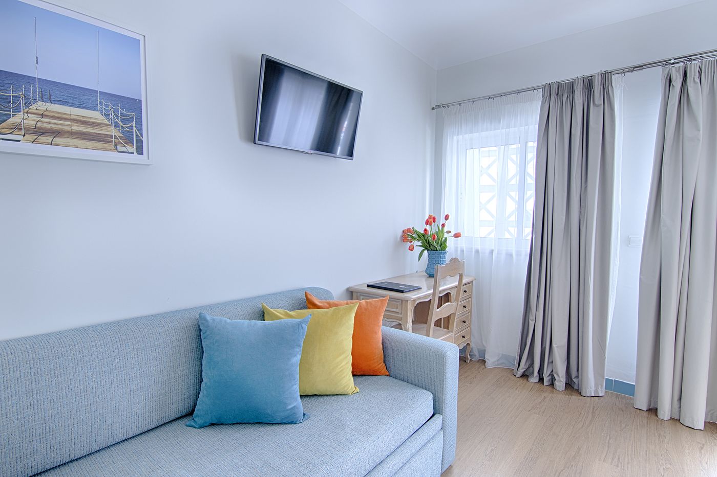 Luna-Miramar-Room-50