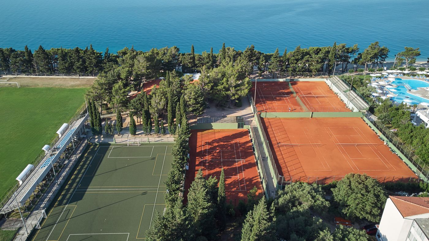 Bluesun-Hotel-Alga-Sports-and-Entertainment-19